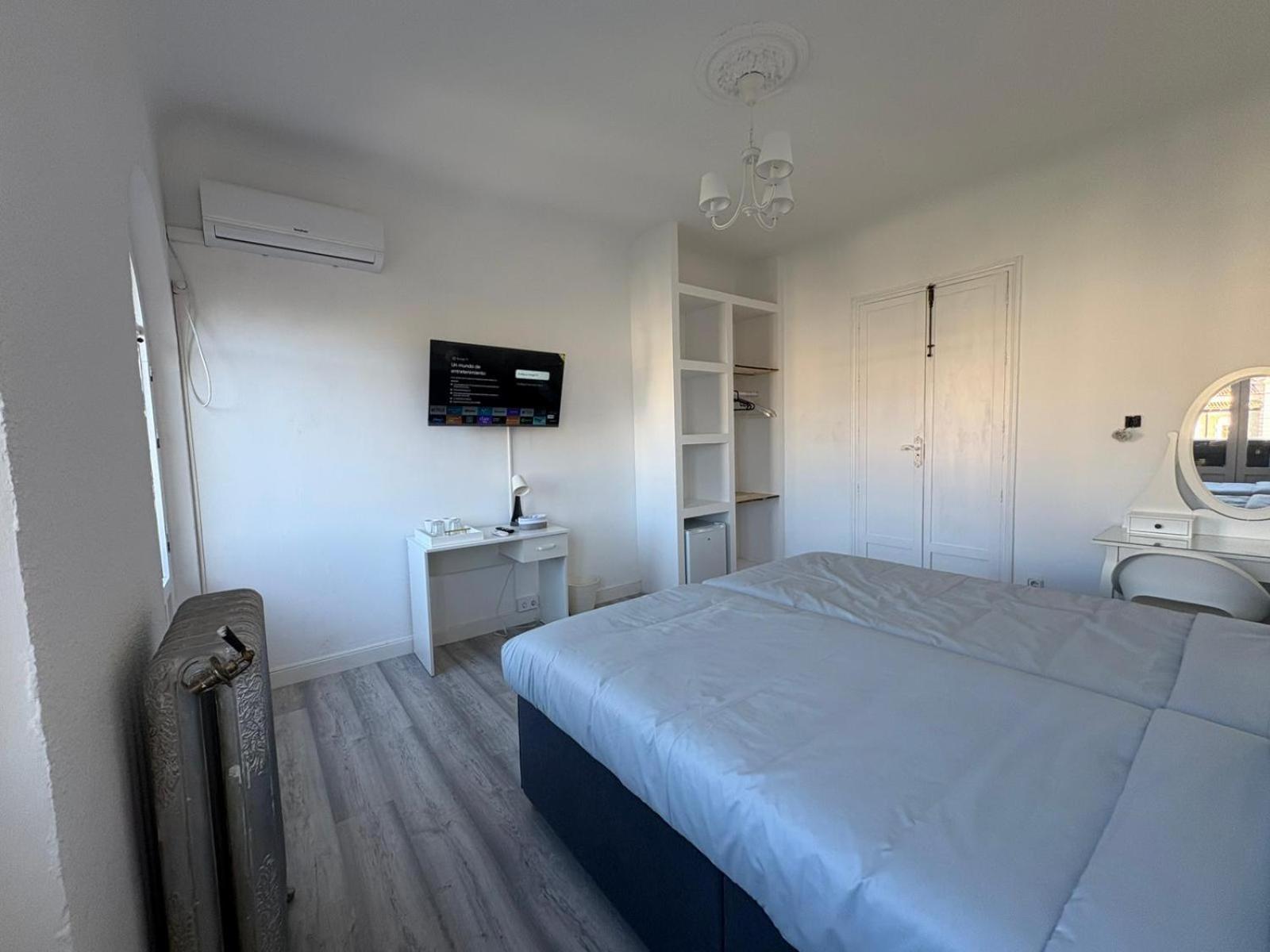 Habitación Doble con baño compartido - 1 o 2 camas
